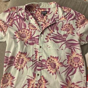 XL Patagonia Short Sleeve Button Down